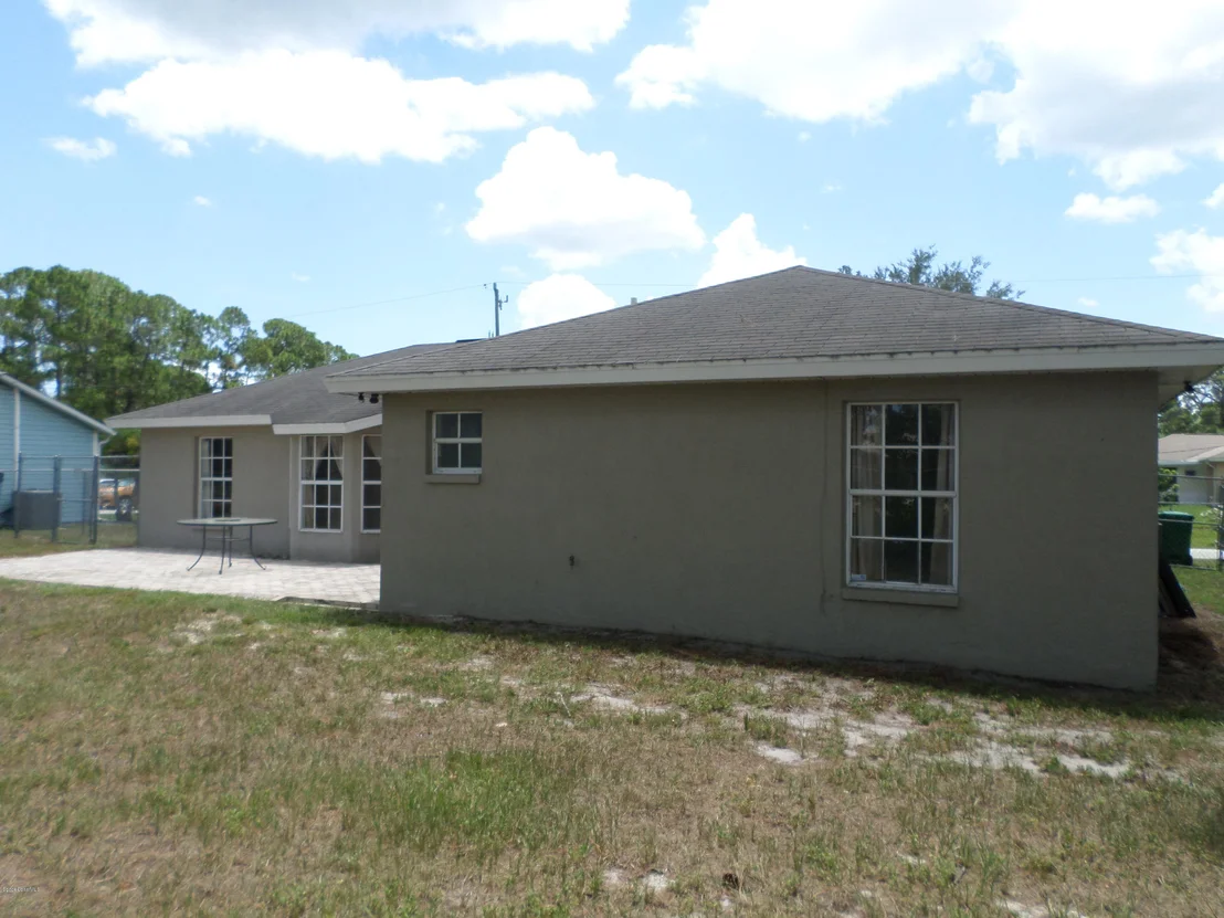 Photo of 5740 FRIENDLY Street
