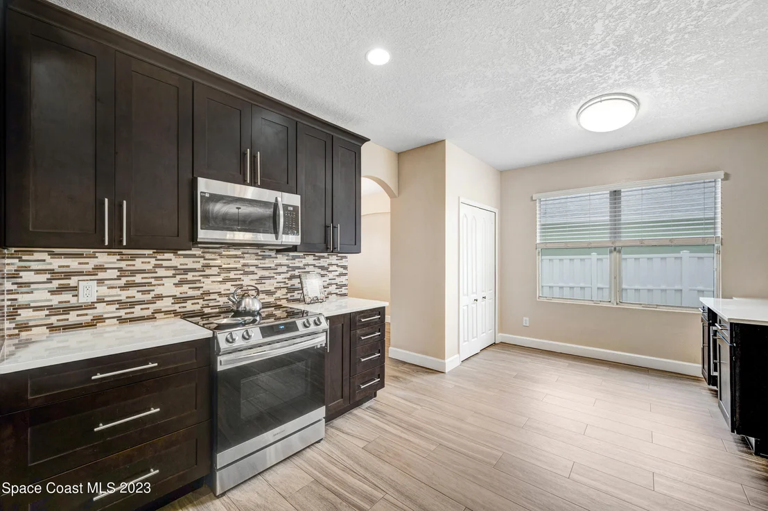 Photo of 3910 Waterford Drive