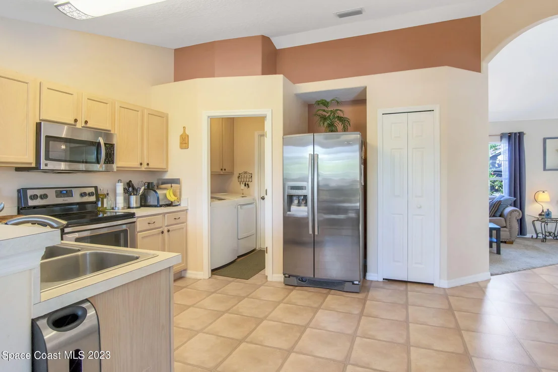 Photo of 1443 Hill Avenue