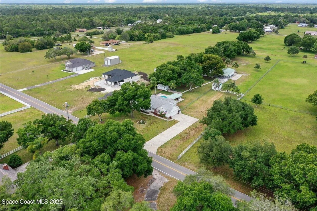Photo of 3660 Burkholm Road