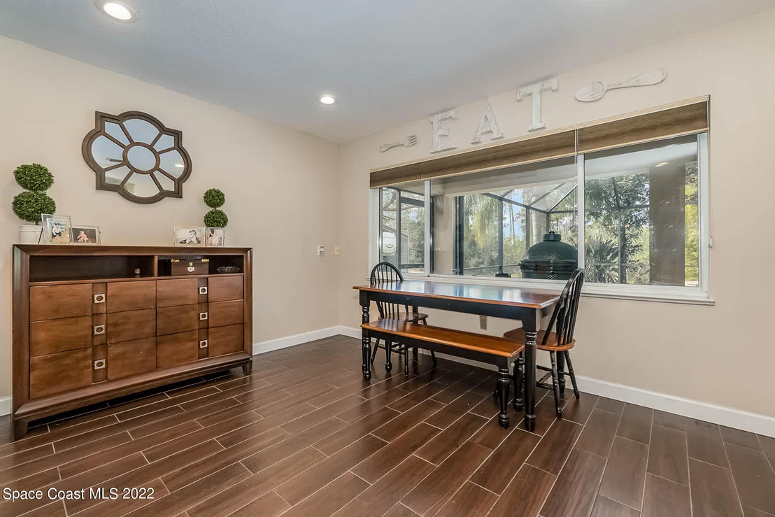 Photo of 5085 Timber Lane Drive