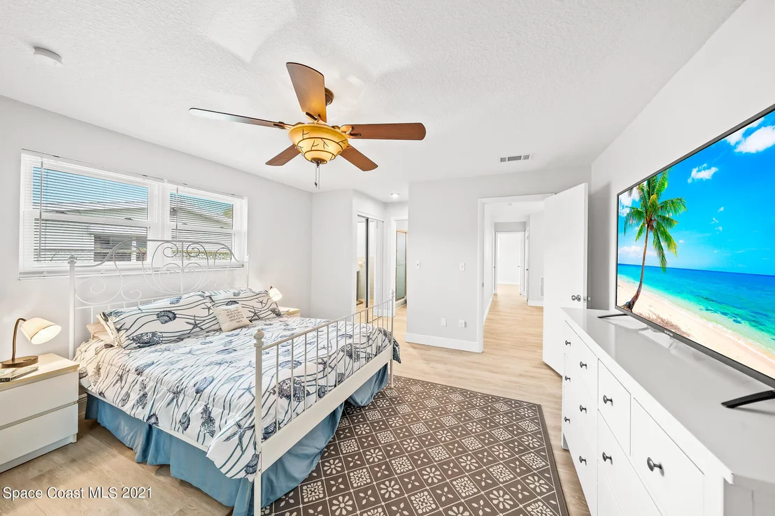 Photo of 1255 Seminole Drive
