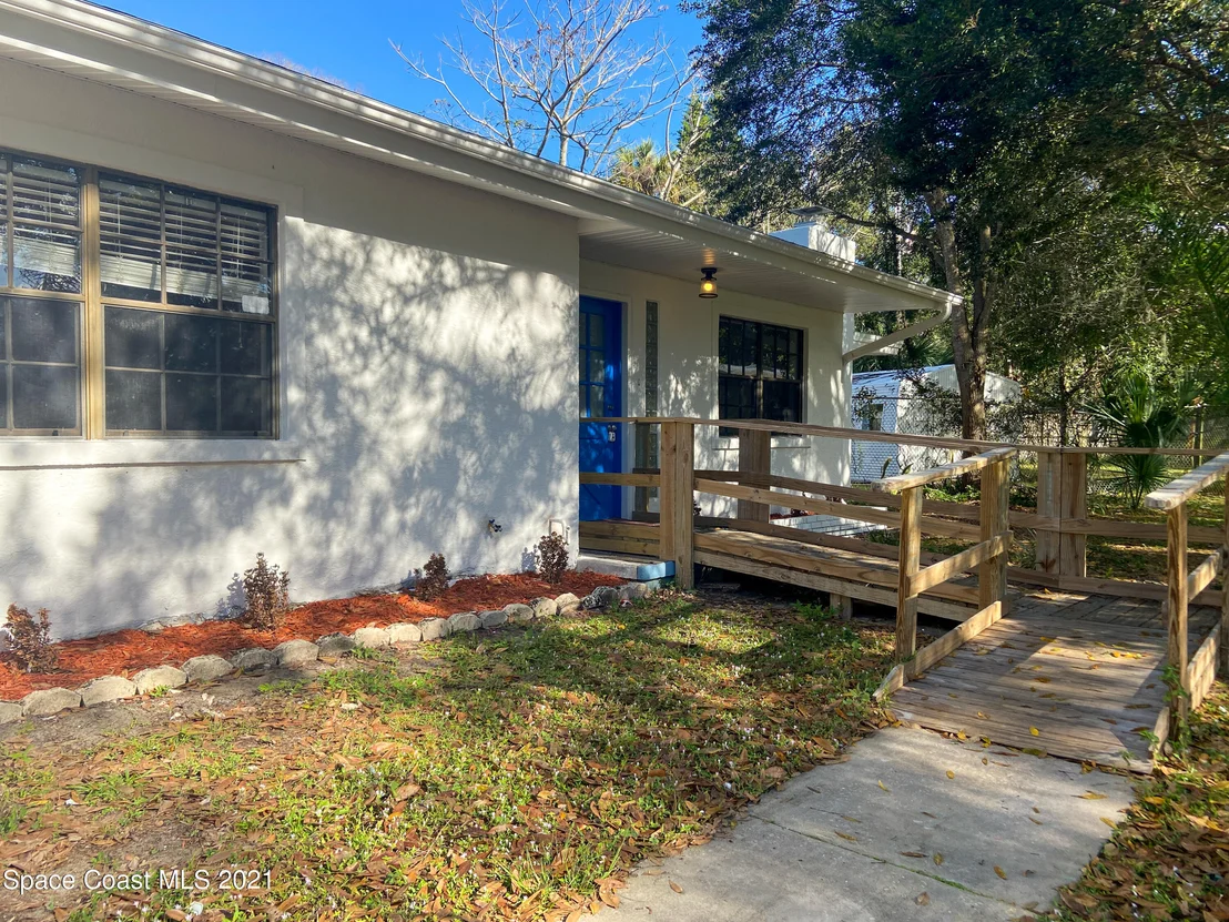 Photo of 6116 Isla Street