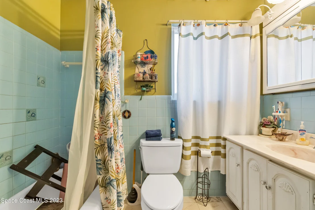 Photo of 1205 Princeton Road