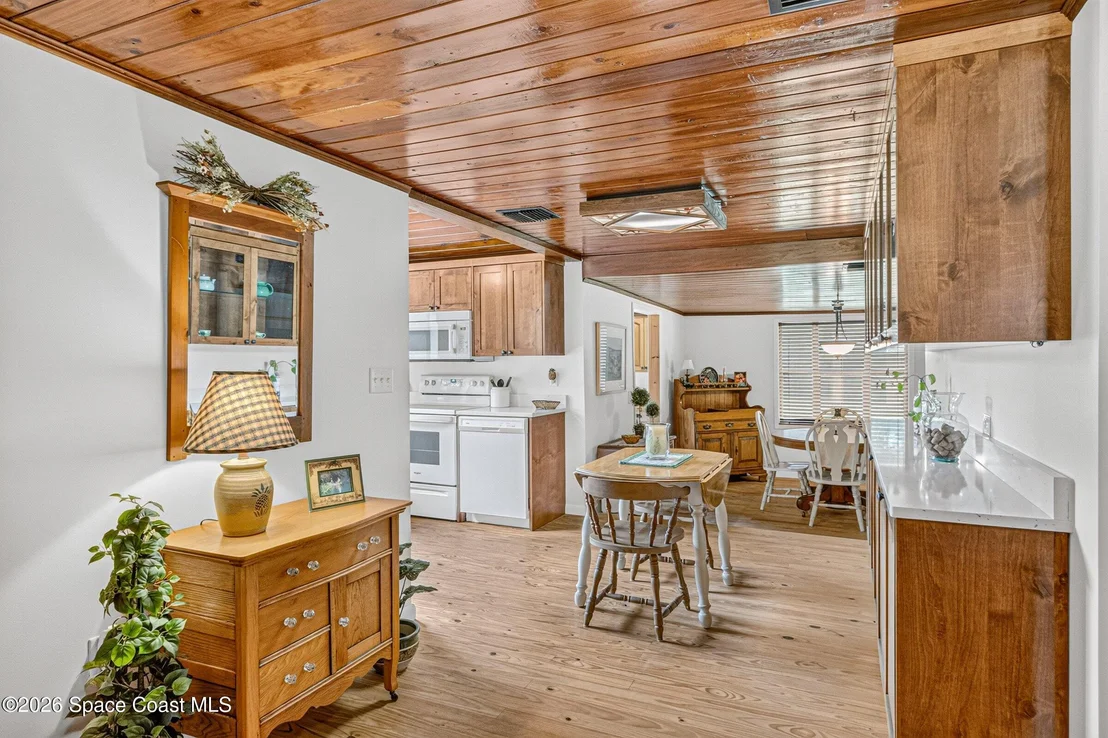 Photo of 2165 Feast Road
