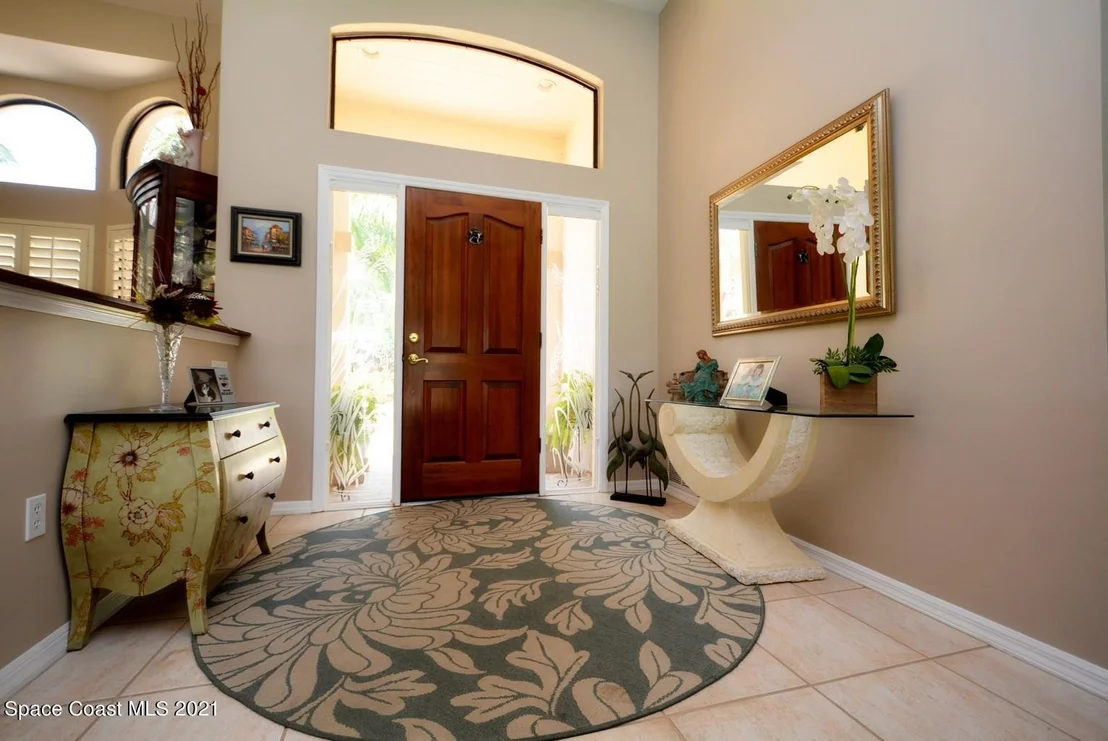 Photo of 1377 Silver Lake Drive
