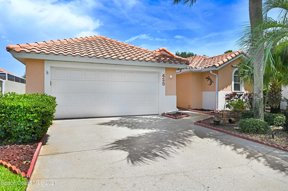 Photo of 425 Carmel Drive