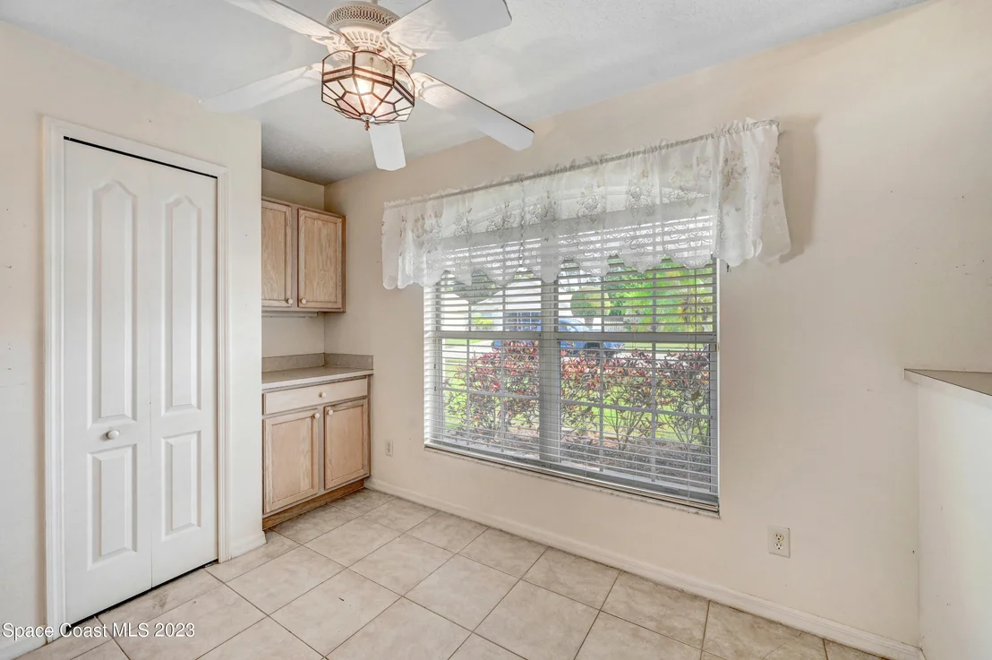 Photo of 974 Pine Creek Circle NE