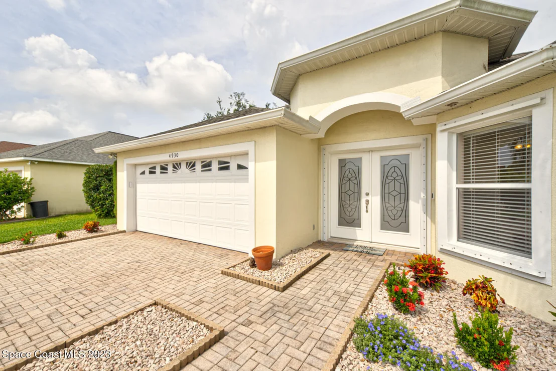 Photo of 4930 Somerville Drive