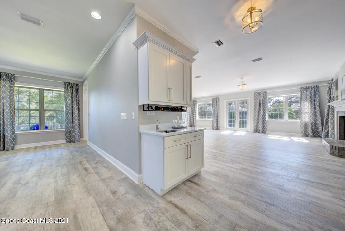 Photo of 2051 Rockledge Drive