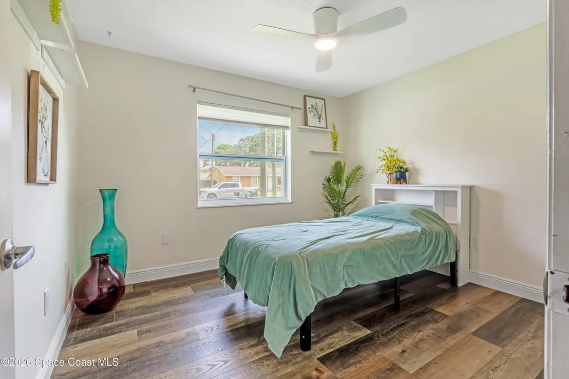 Photo of 4779 Alfred Street