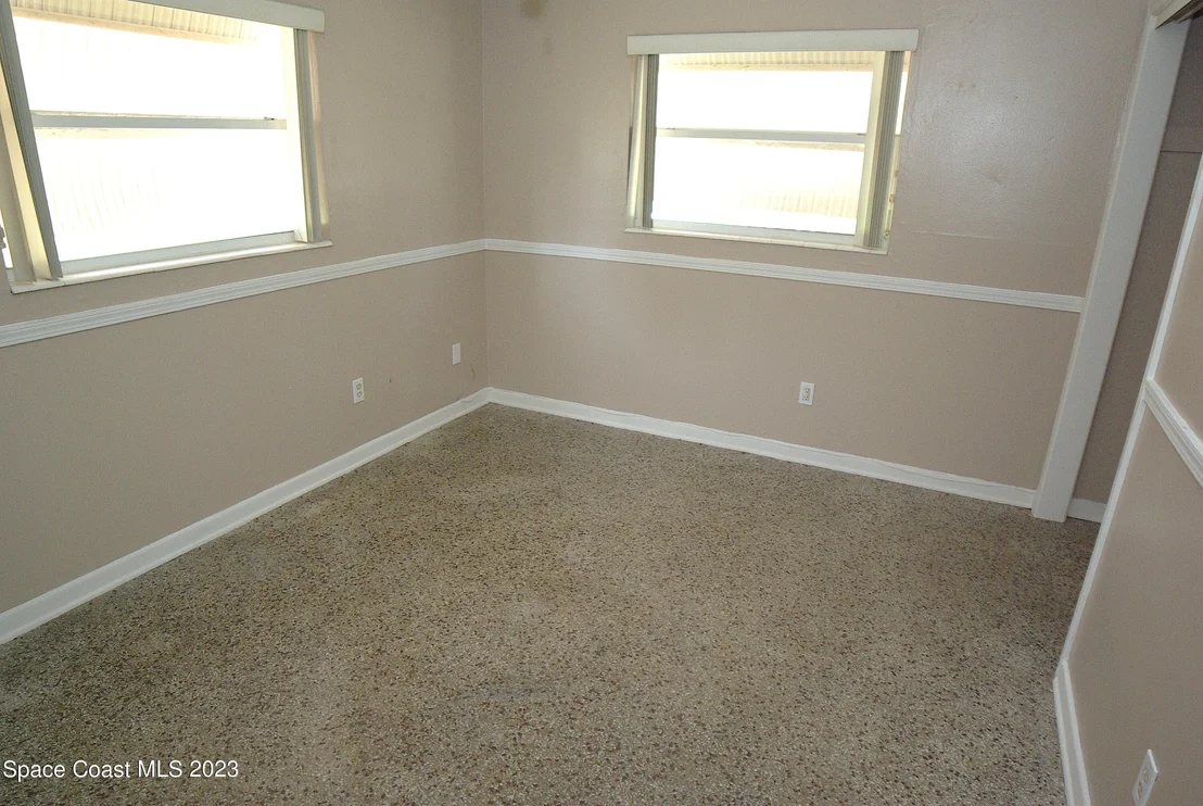 Photo of 4965 Cocoanut Drive