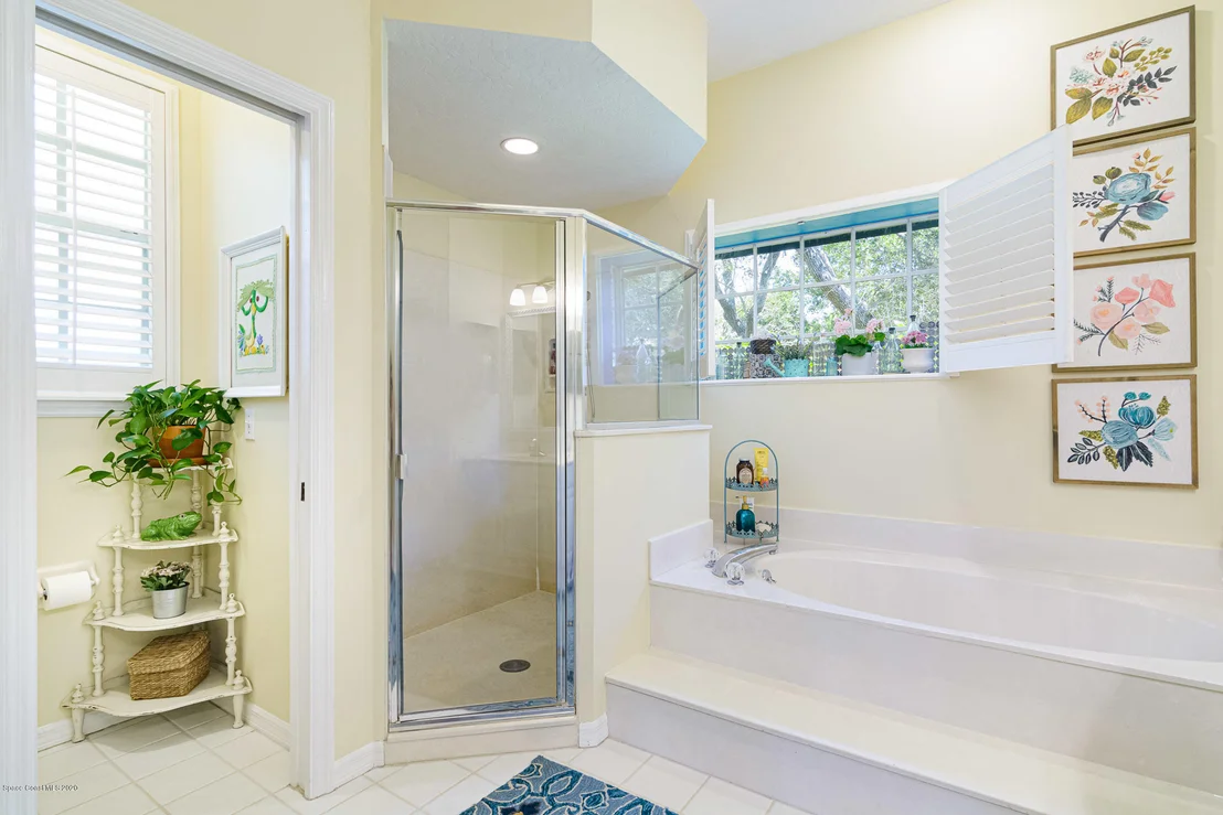 Photo of 463 Peregrine Drive