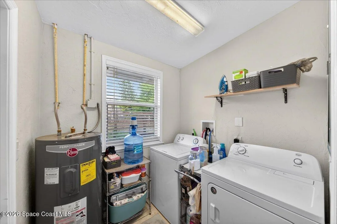 Photo of 1615 Grandview Way