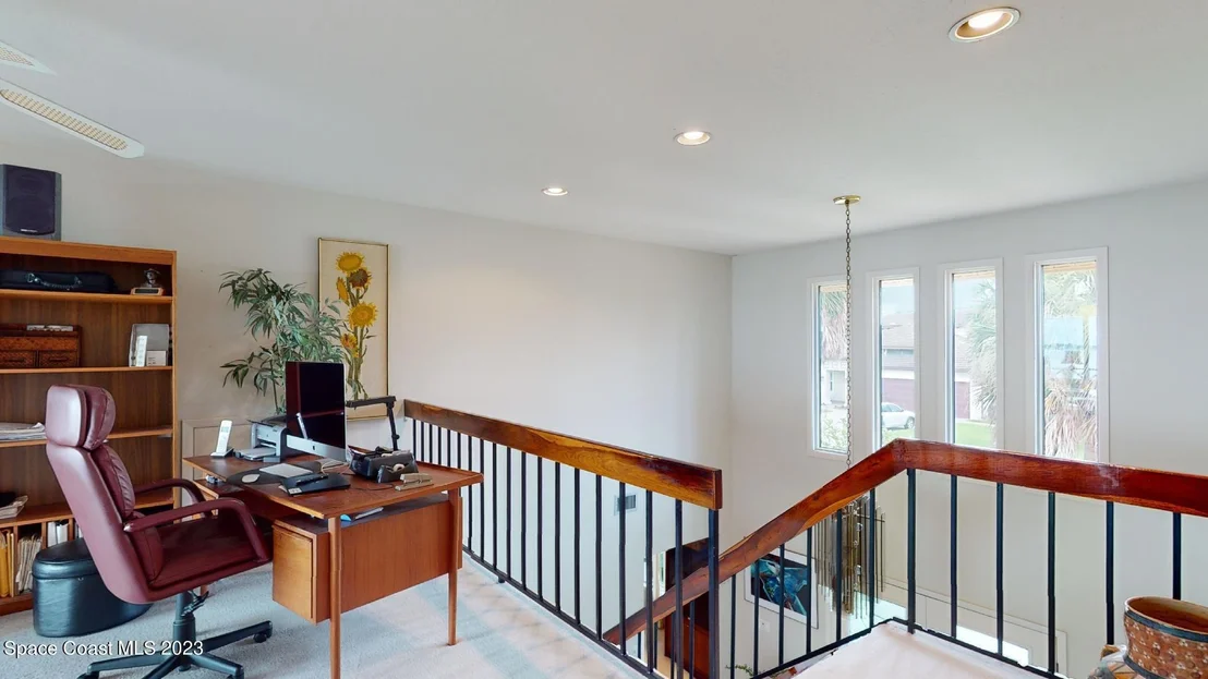 Photo of 421 Riverview Lane