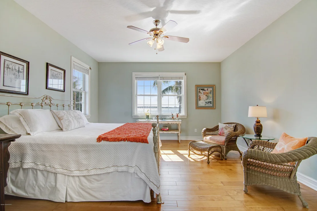 Photo of 787 Oak Ridge Drive