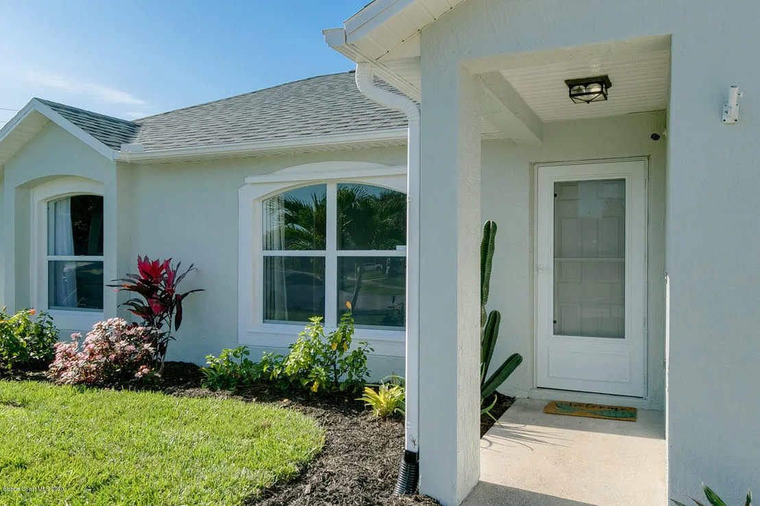 Photo of 239 Mcclain Dr