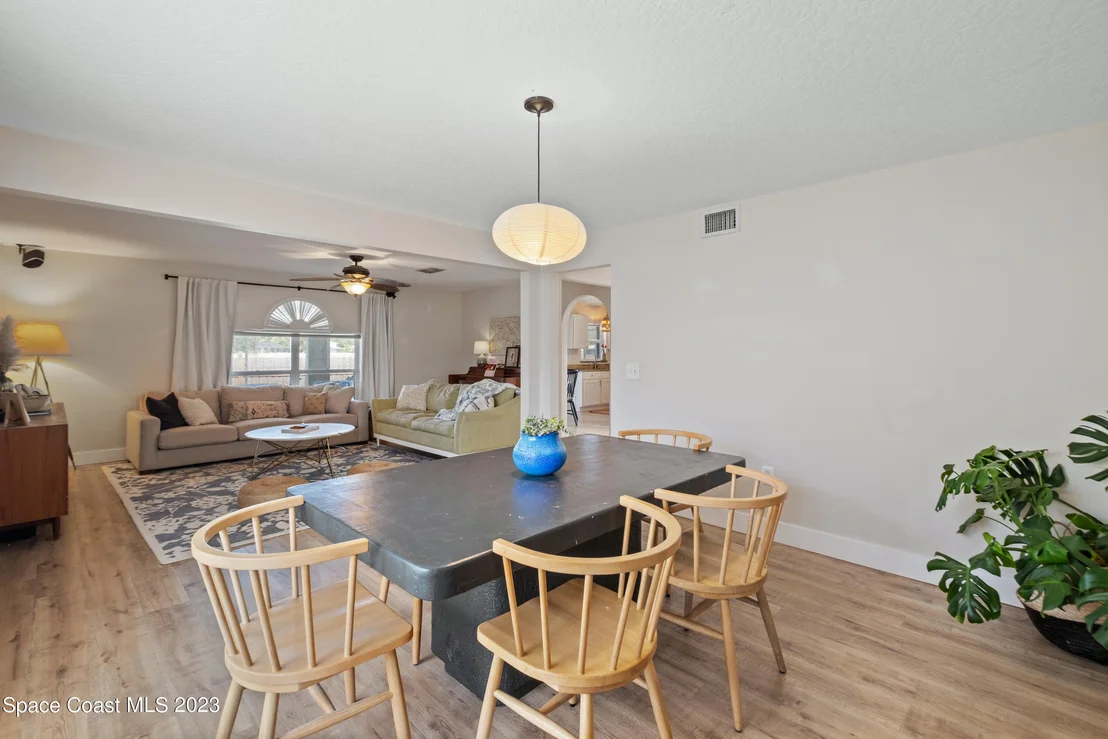 Photo of 262 Mcclain Drive