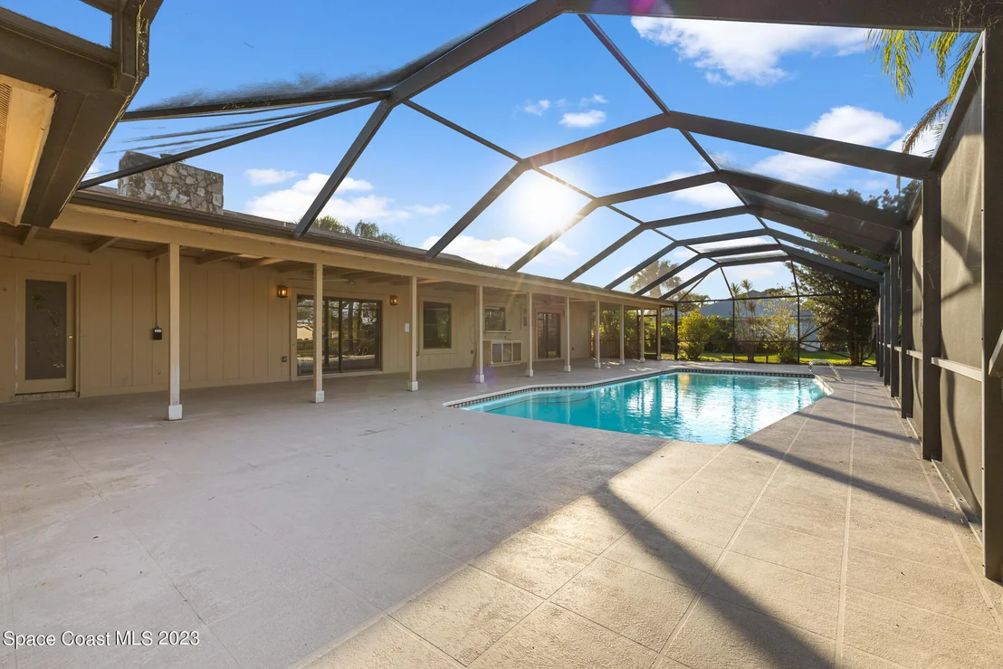 Photo of 730 Whispering Pines Circle