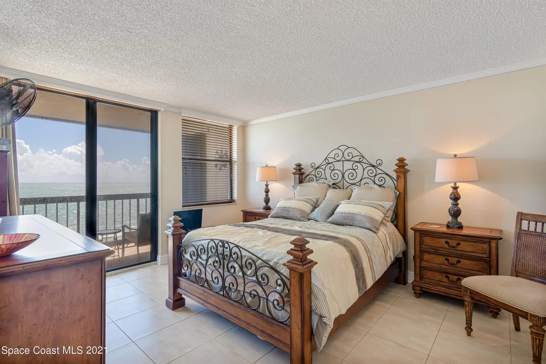 Photo of Unit PHA2 at 3100 N Highway A1a