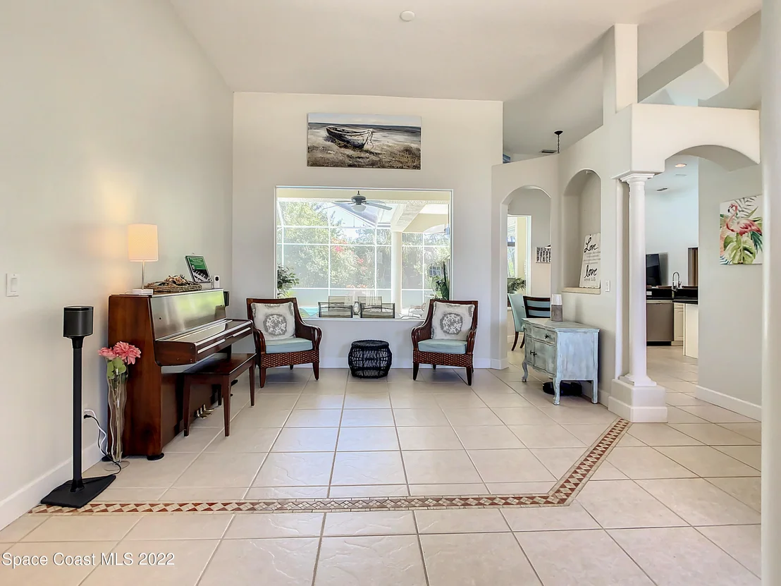 Photo of 862 Thrasher Drive