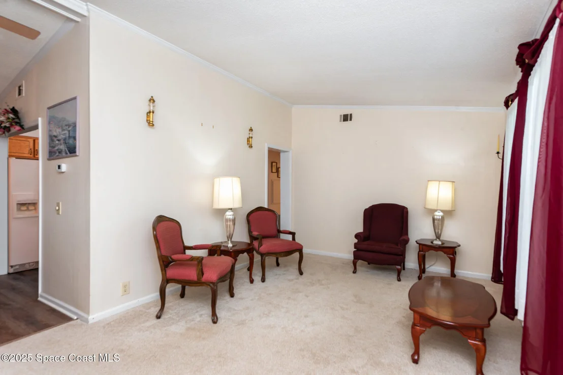 Photo of 6980 Bright Avenue