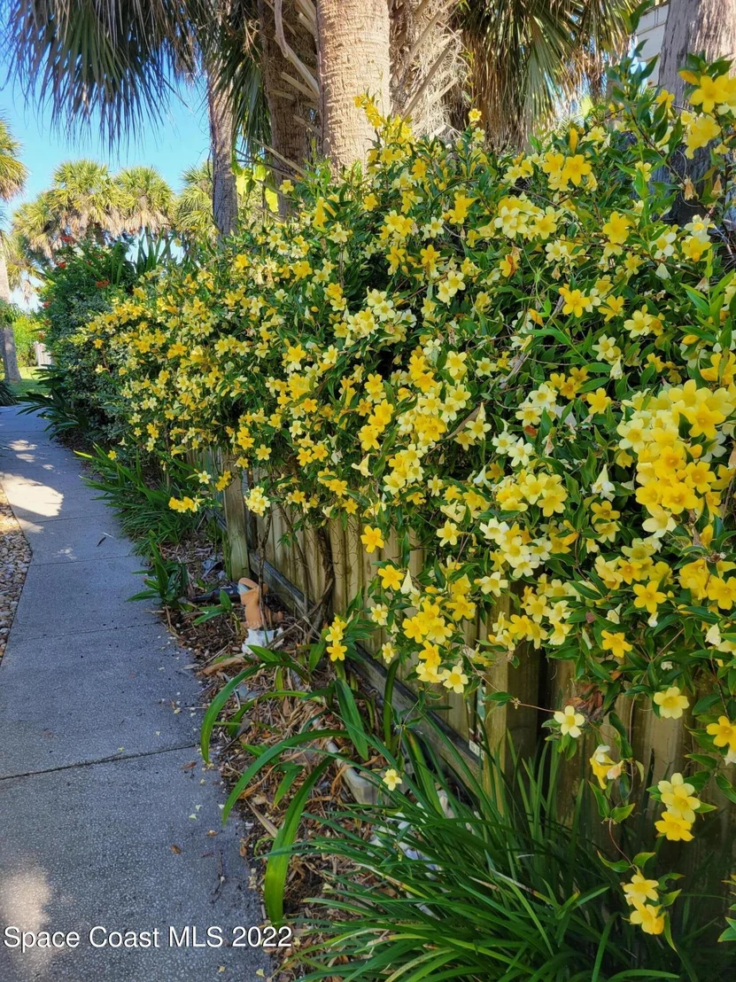 Photo of 45 W Bay Drive