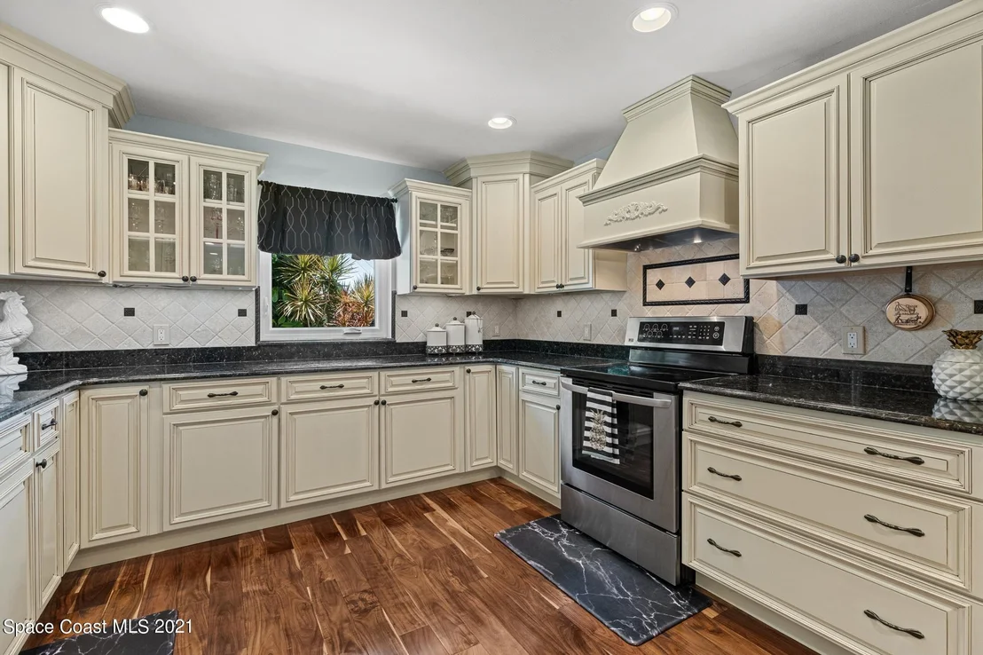 Photo of 211 Wayne Avenue