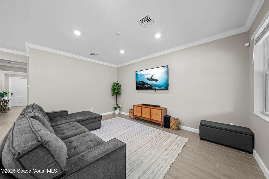 Photo of 492 Veridian Circle NW