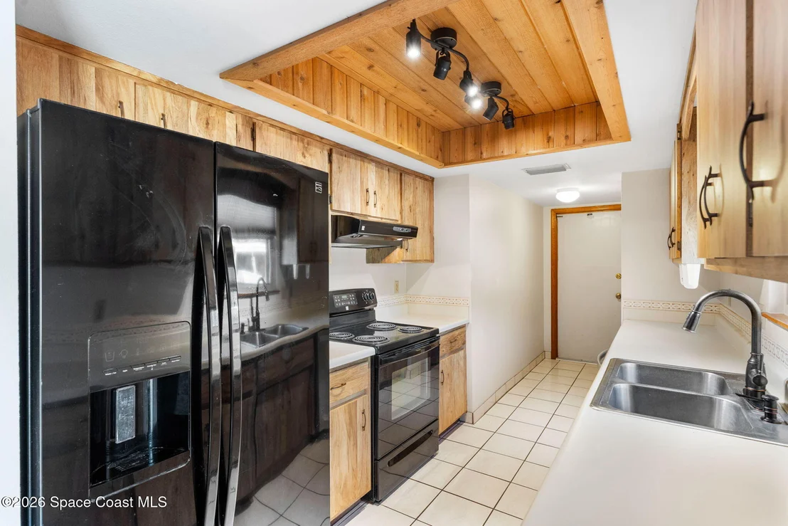 Photo of 7256 Bright Avenue