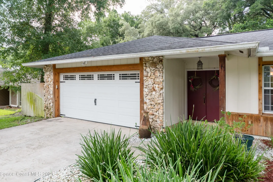 Photo of 541 Alpine Street