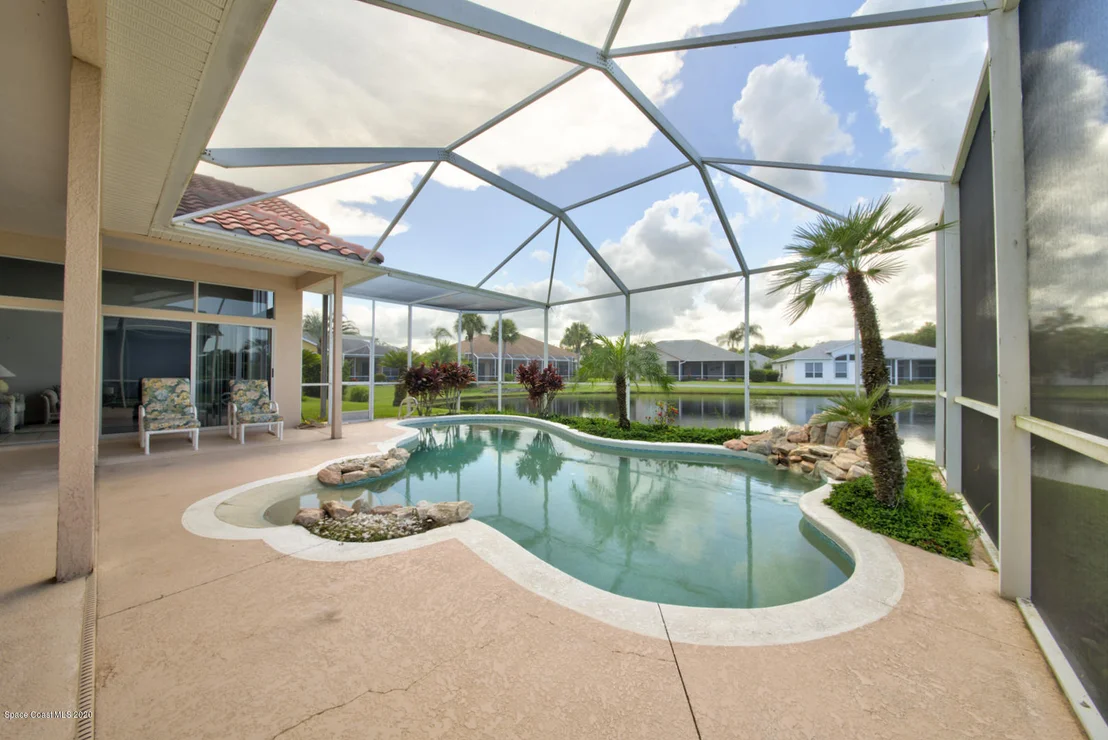 Photo of 1008 Fieldstone Drive