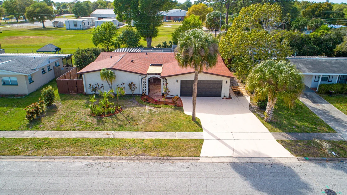 Photo of 1333 Estridge Drive