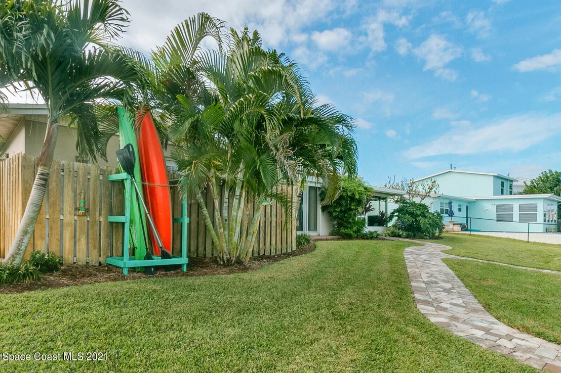 Photo of 481 Cardinal Drive