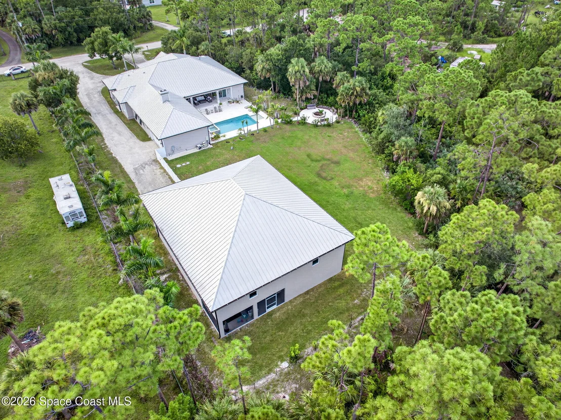 Photo of 3865 Reynolds Road