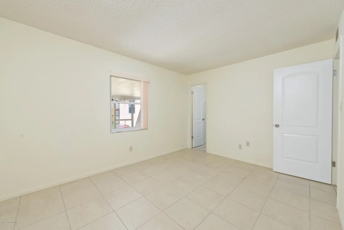 Photo of 2855 Lancaster Road