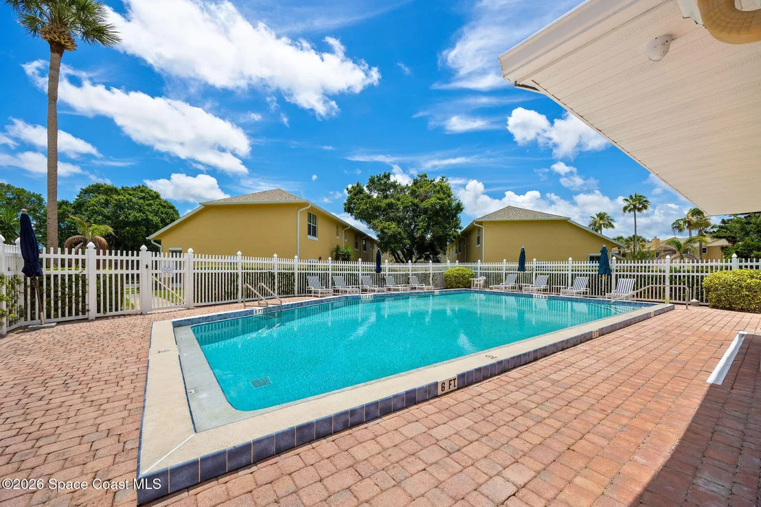 Photo of 608 Cedar Side Circle NE