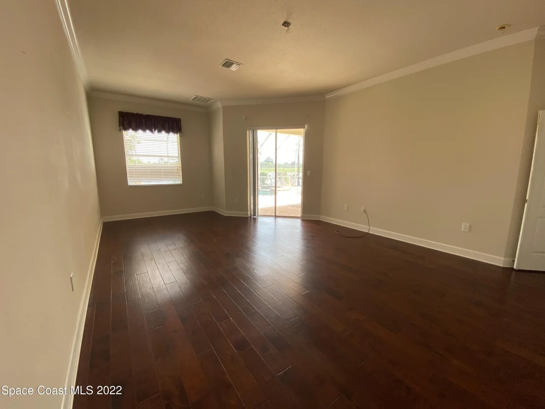 Photo of 4670 Chardonnay Drive