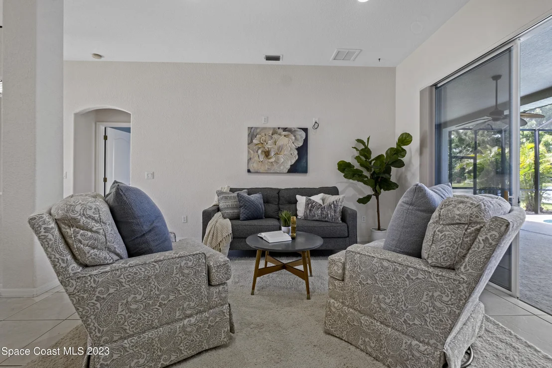 Photo of 712 Carriage Hill Road