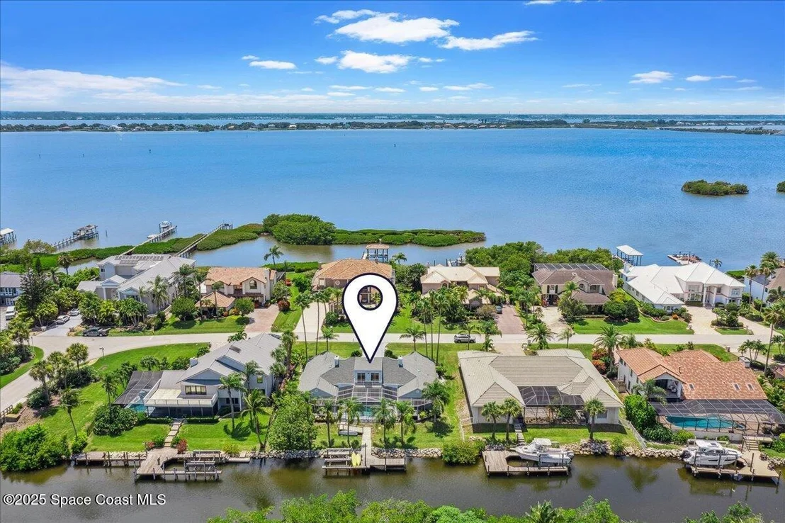 Photo of 489 Lanternback Island Drive