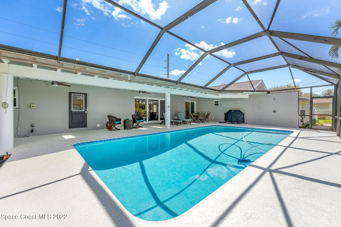 Photo of 200 Oak Street