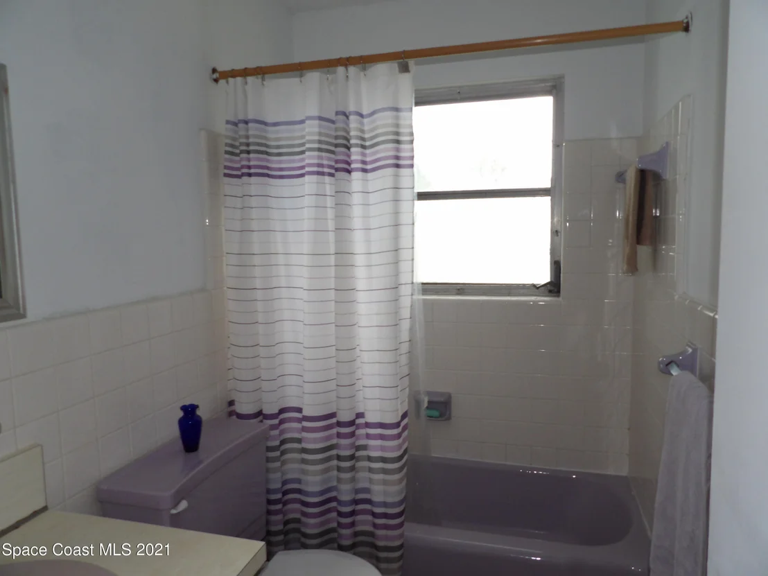 Photo of 797 Bianca Drive NE
