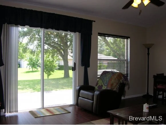 Photo of 1023 Jacaranda
