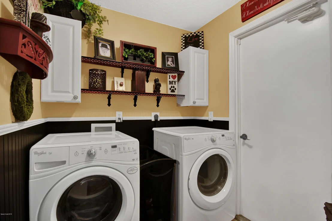 Photo of 6042 Newbury Circle