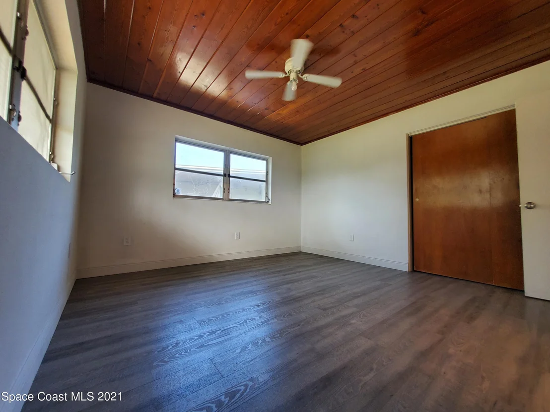 Photo of 2511 Vernon Drive NE