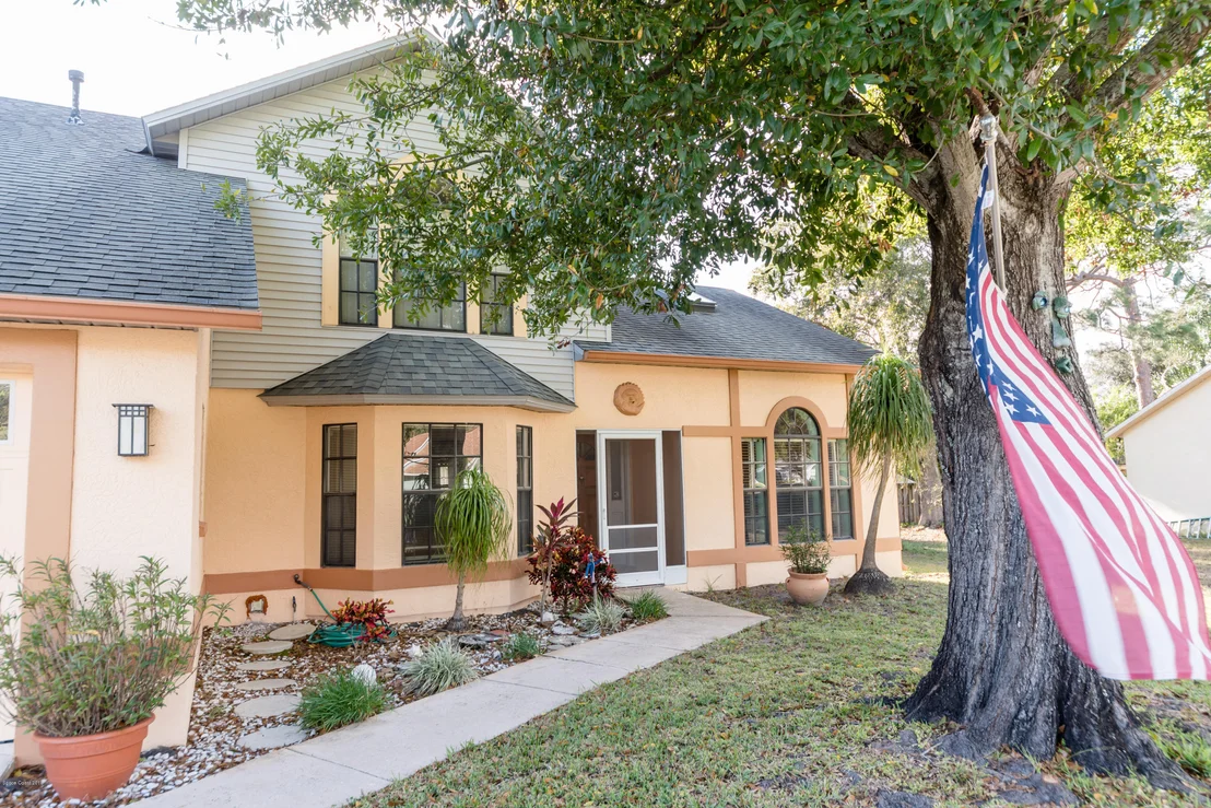 Photo of 933 Yorktowne Drive