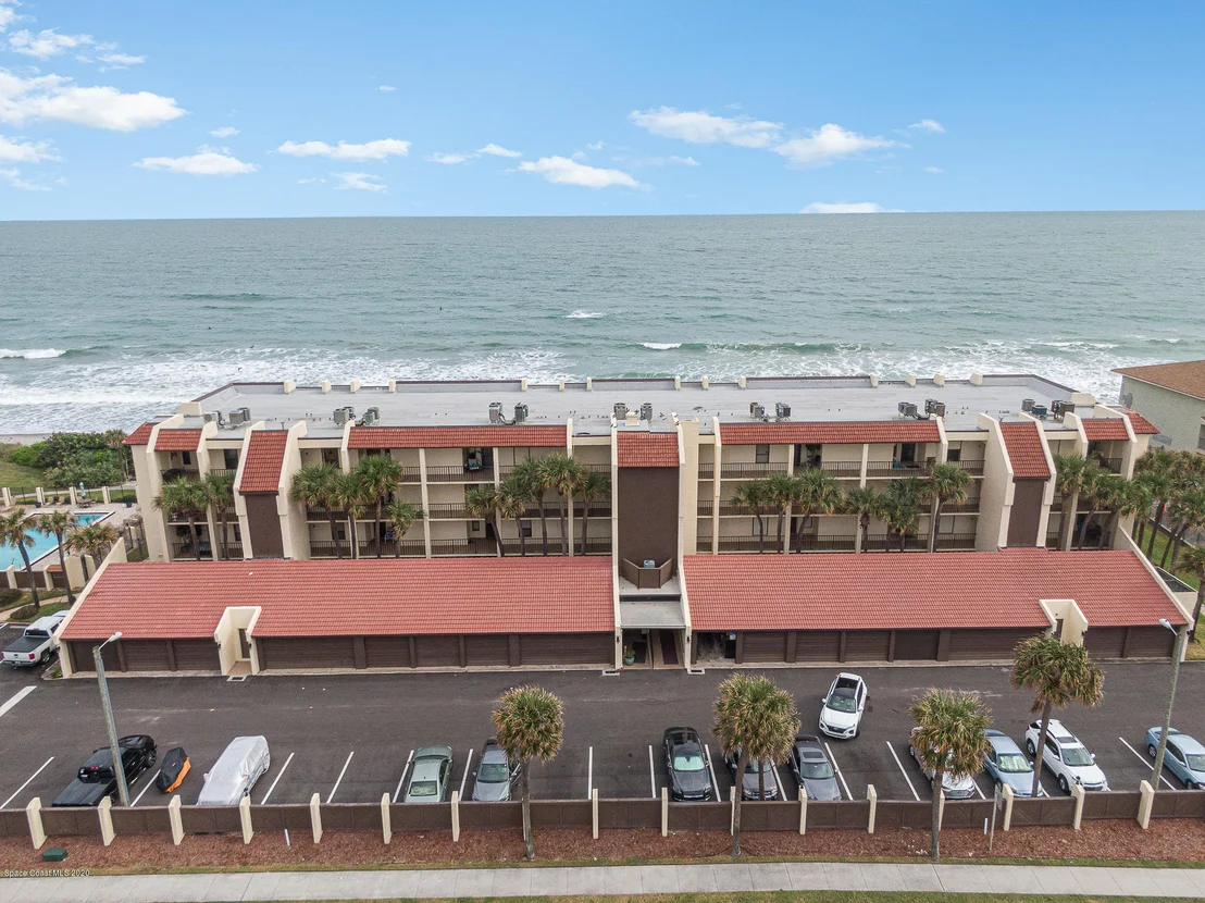 Photo of Unit 111 at 175 Highway A1A
