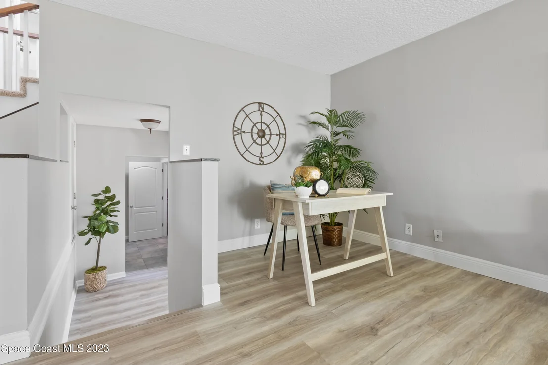 Photo of 538 Sunset Boulevard