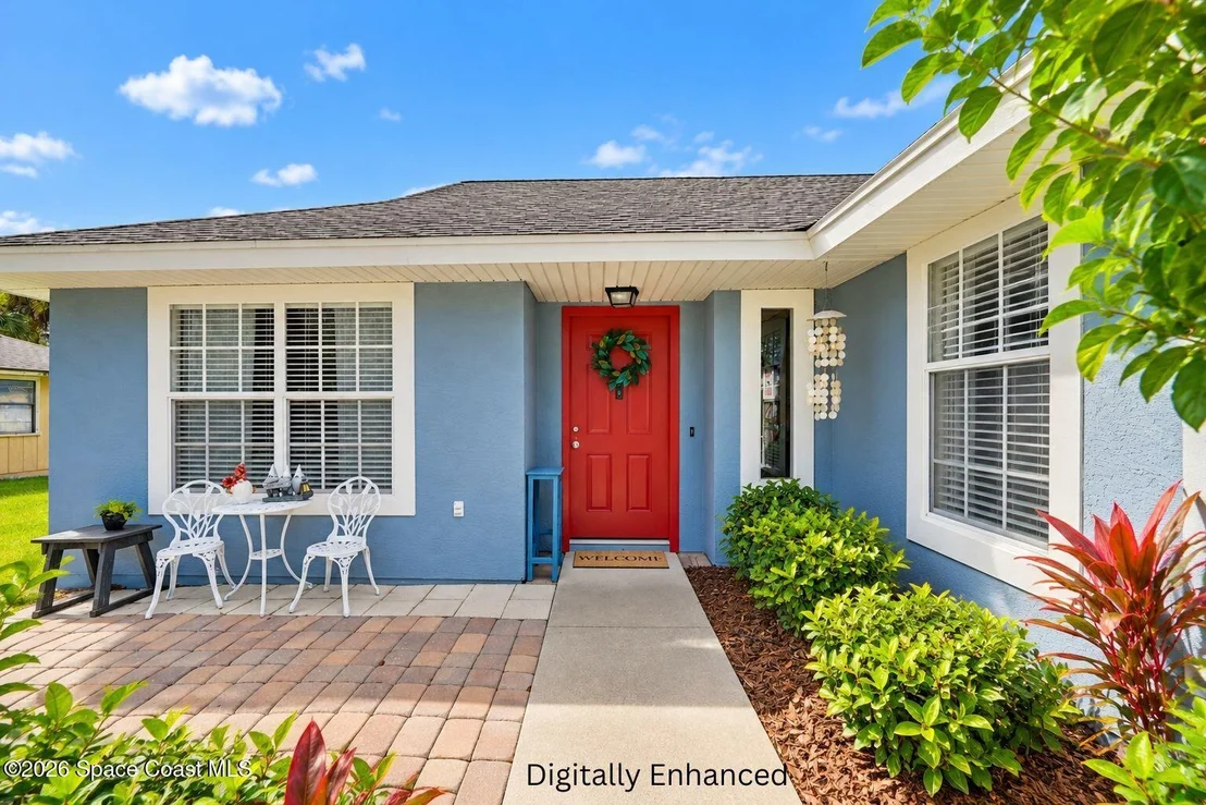 Photo of 6385 4th Place