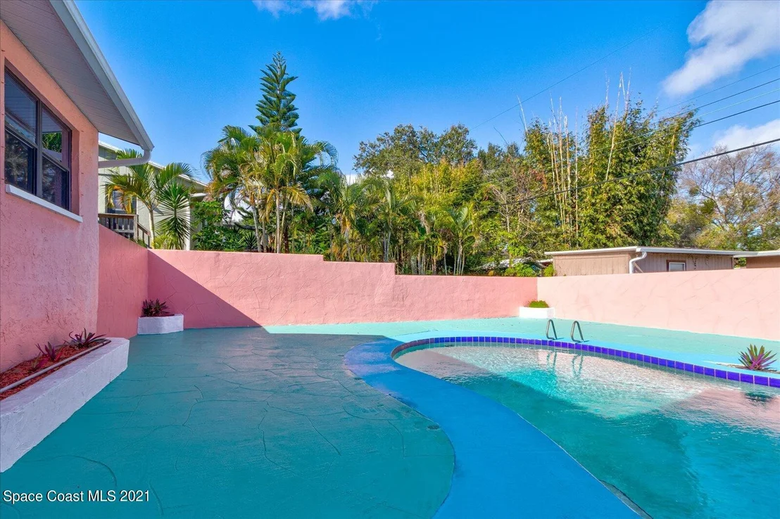 Photo of 46 Burlington Avenue